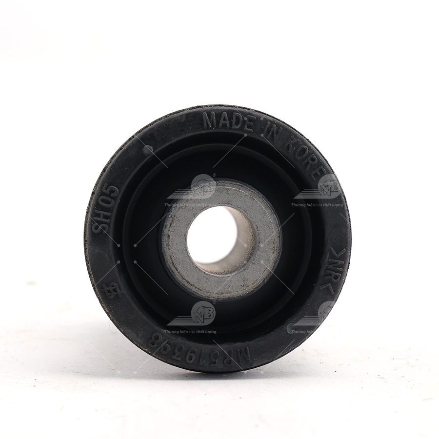 Cao su càng A trước trên, bên trái + phải CVM-21